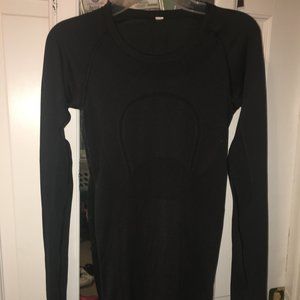 Lulu Lemon Swiftly Tech Long Sleeve